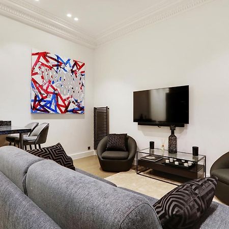 Pick A Flat'S Apartment In Triangle D'Or - Pierre 1Er De Serbie Paris Exterior photo