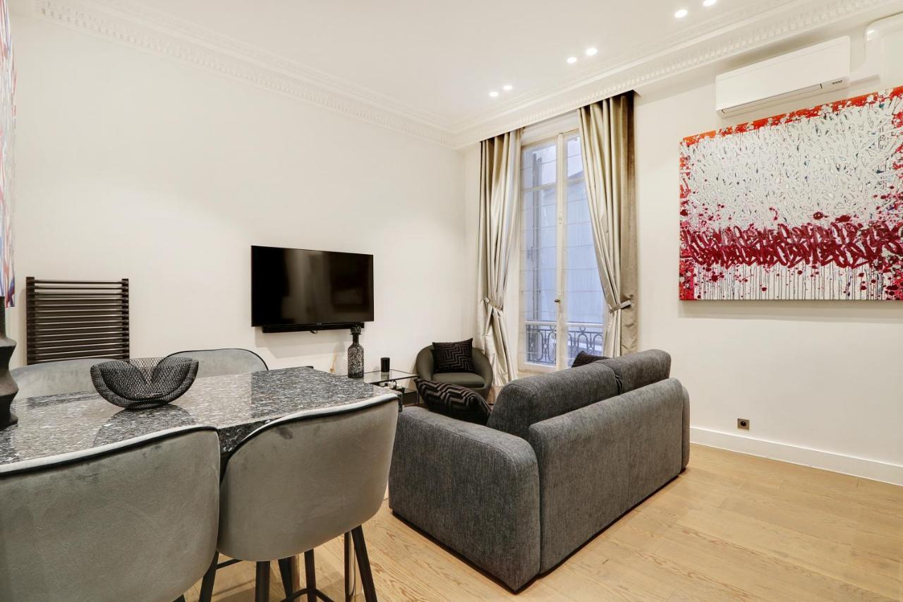 Pick A Flat'S Apartment In Triangle D'Or - Pierre 1Er De Serbie Paris Exterior photo